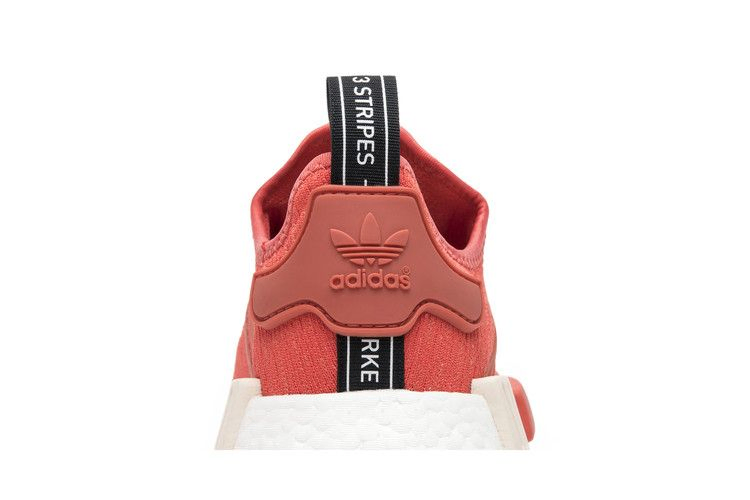 Кроссовки adidas Wmns NMD_R1 'Trace Scarlet'