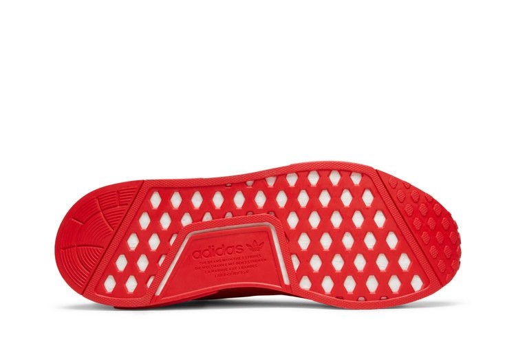 Кроссовки adidas NMD_R1 'Triple Red'