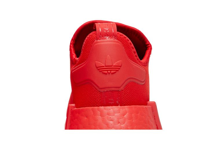 Кроссовки adidas NMD_R1 'Triple Red'