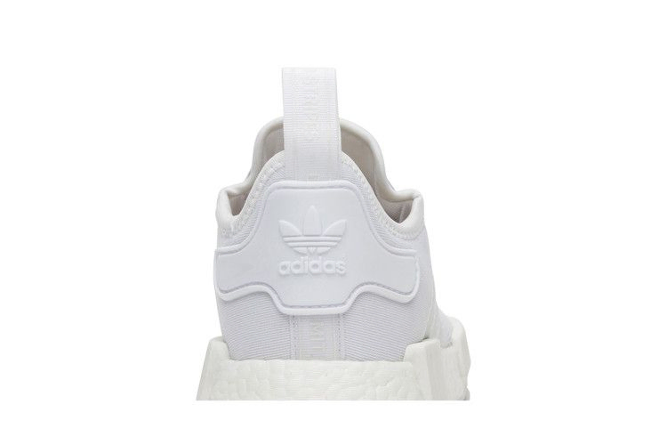 Кроссовки adidas NMD_R1 'Triple White'