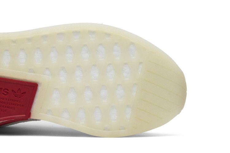 Кроссовки adidas NMD_R2 'CNY'