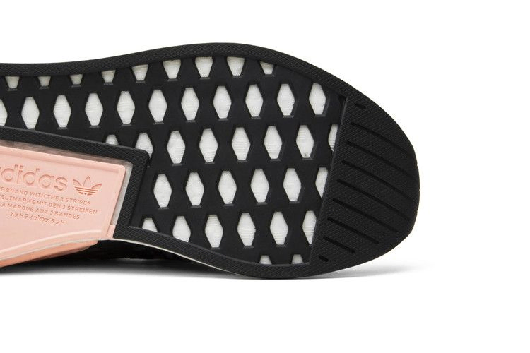 Кроссовки adidas Wmns NMD_R2 PK 'Black Pink'