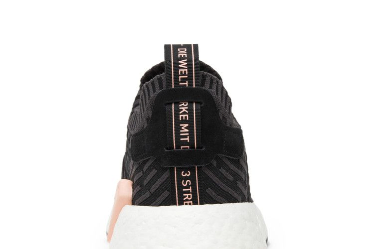 Кроссовки adidas Wmns NMD_R2 PK 'Black Pink'