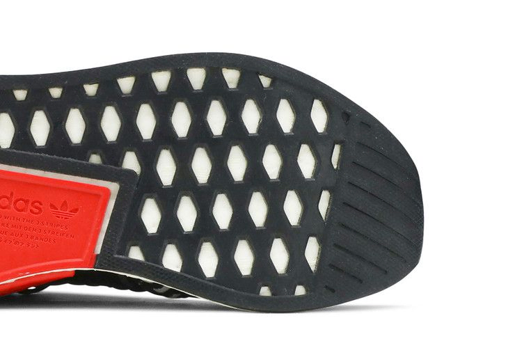 Кроссовки adidas NMD_R2 PK 'Core Black Stripe'