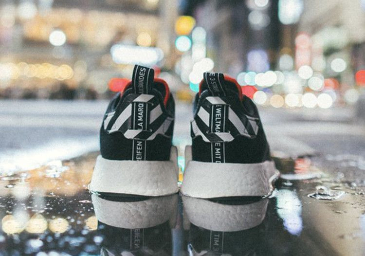 Кроссовки adidas NMD_R2 'Tokyo'