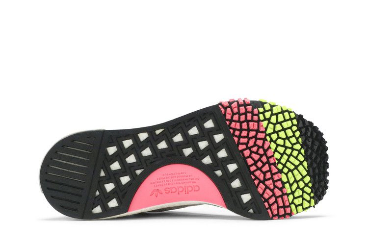 Кроссовки adidas NMD_Racer Primeknit 'Gray One'