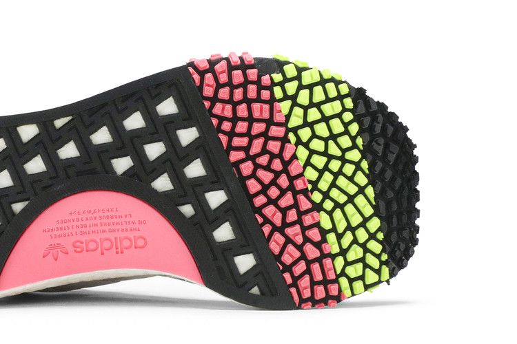 Кроссовки adidas NMD_Racer Primeknit 'Gray One'