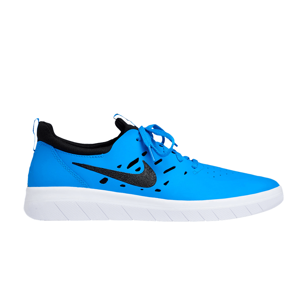nyjah-free-sb-photo-blue-aa4272-402
