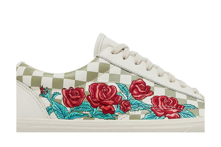 Кроссовки Vans Old Skool DX 'Rose Embroidery'