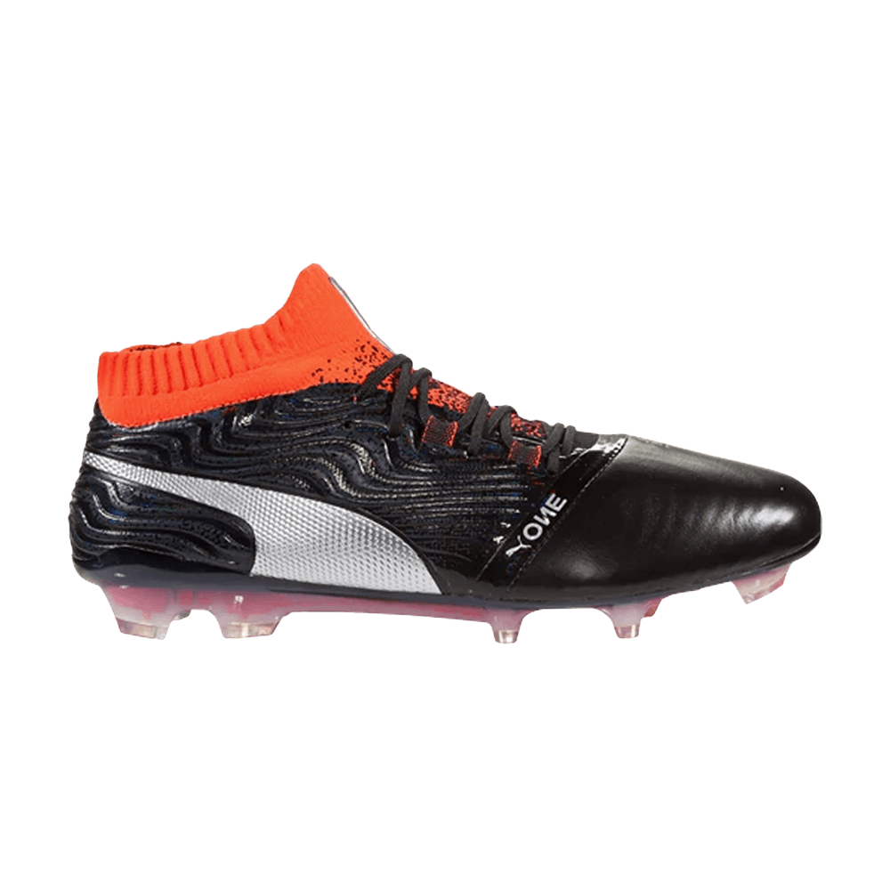 one-18-1-fg-black-red-104527-01