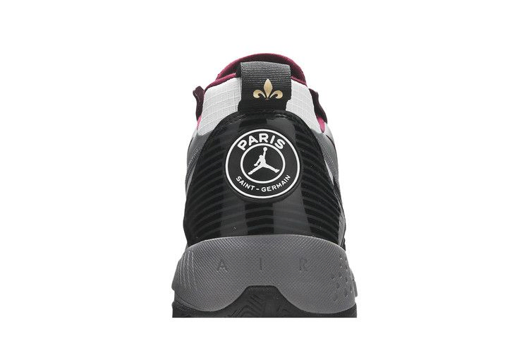 Кроссовки Air Jordan Paris Saint-Germain x Jordan Zoom '92 'Bordeaux'
