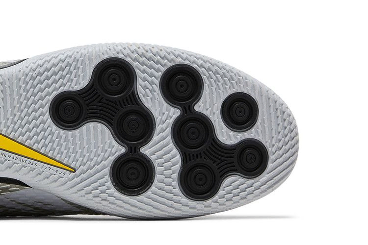 Кроссовки Nike Phantom Scorpion Academy IC 'Secret Tournament Pack'