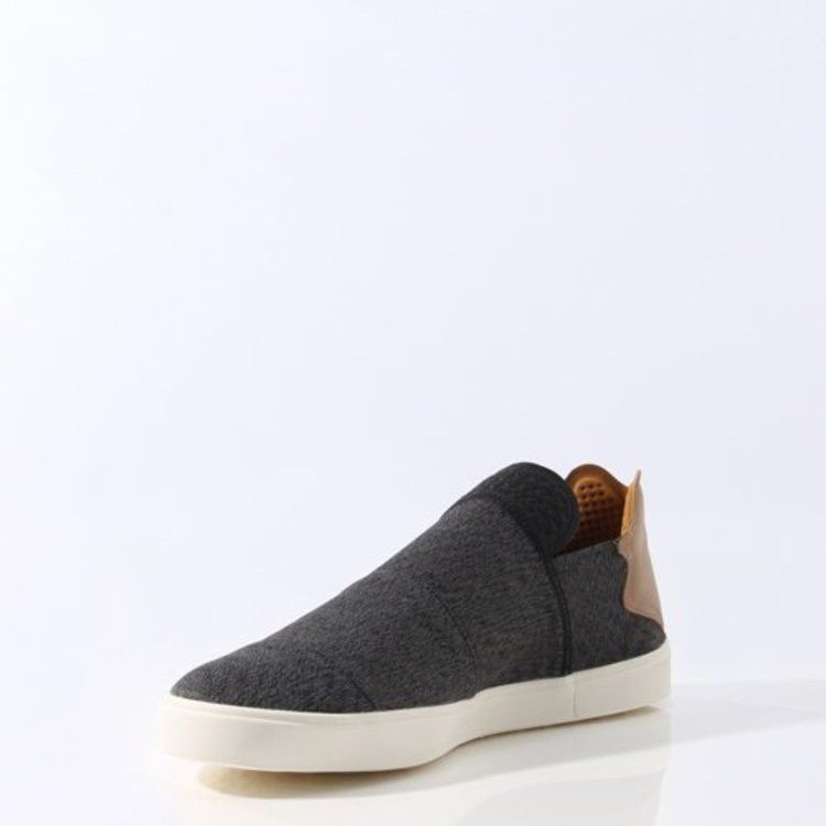 Кроссовки adidas Pharrell Williams x Elastic Slip-On 'Core Black'
