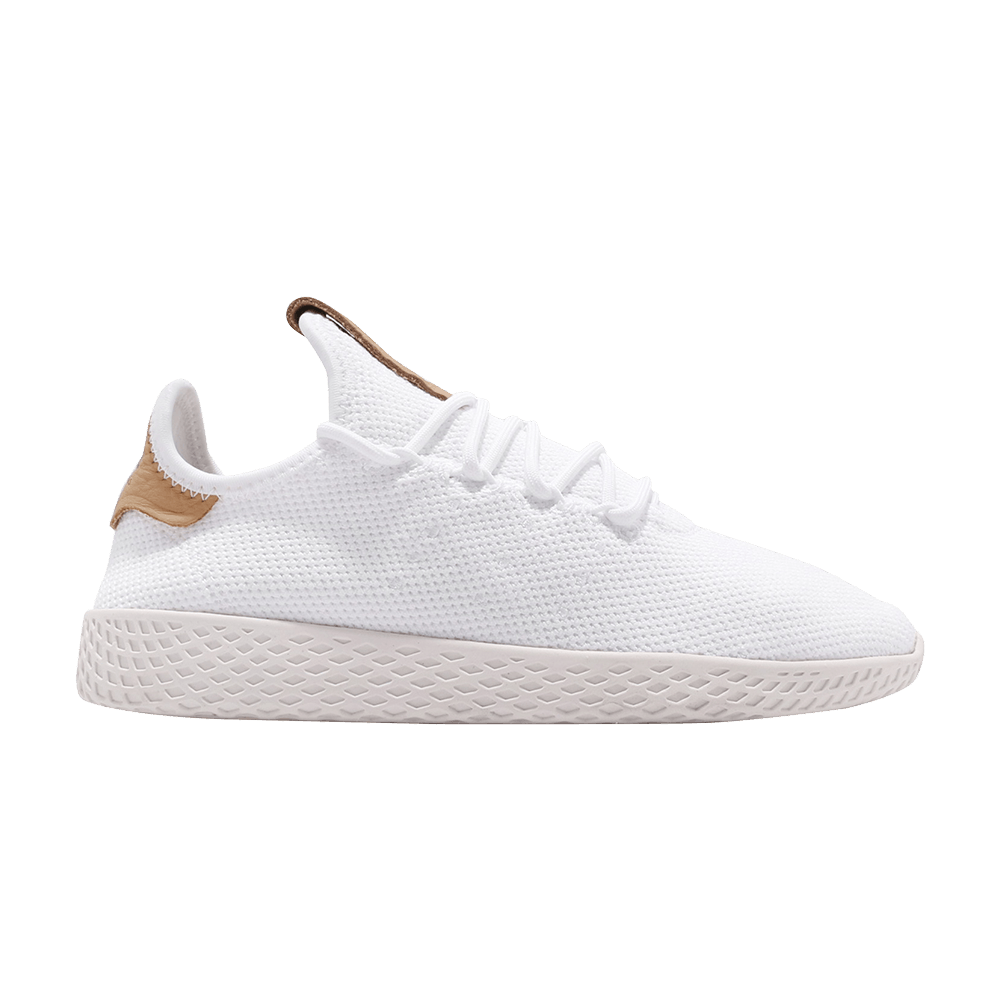 pharrell-williams-x-wmns-tennis-hu-raw-sand-d96444