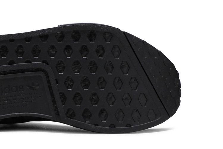 Кроссовки adidas Pharrell x NMD_R1 'Black Future'