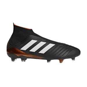 Черный цвет/Обувь белого цвета/Солнечный красный