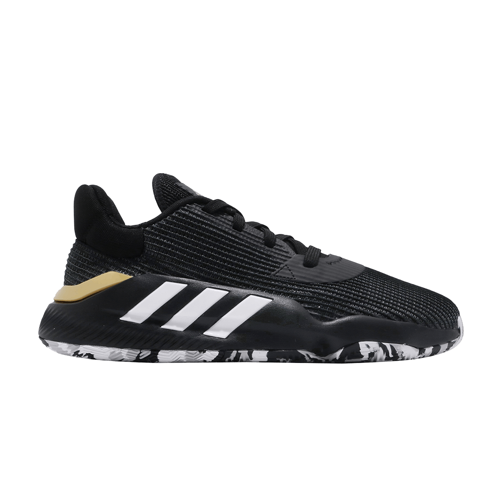 pro-bounce-2019-low-gca-black-gold-mint-ef8793
