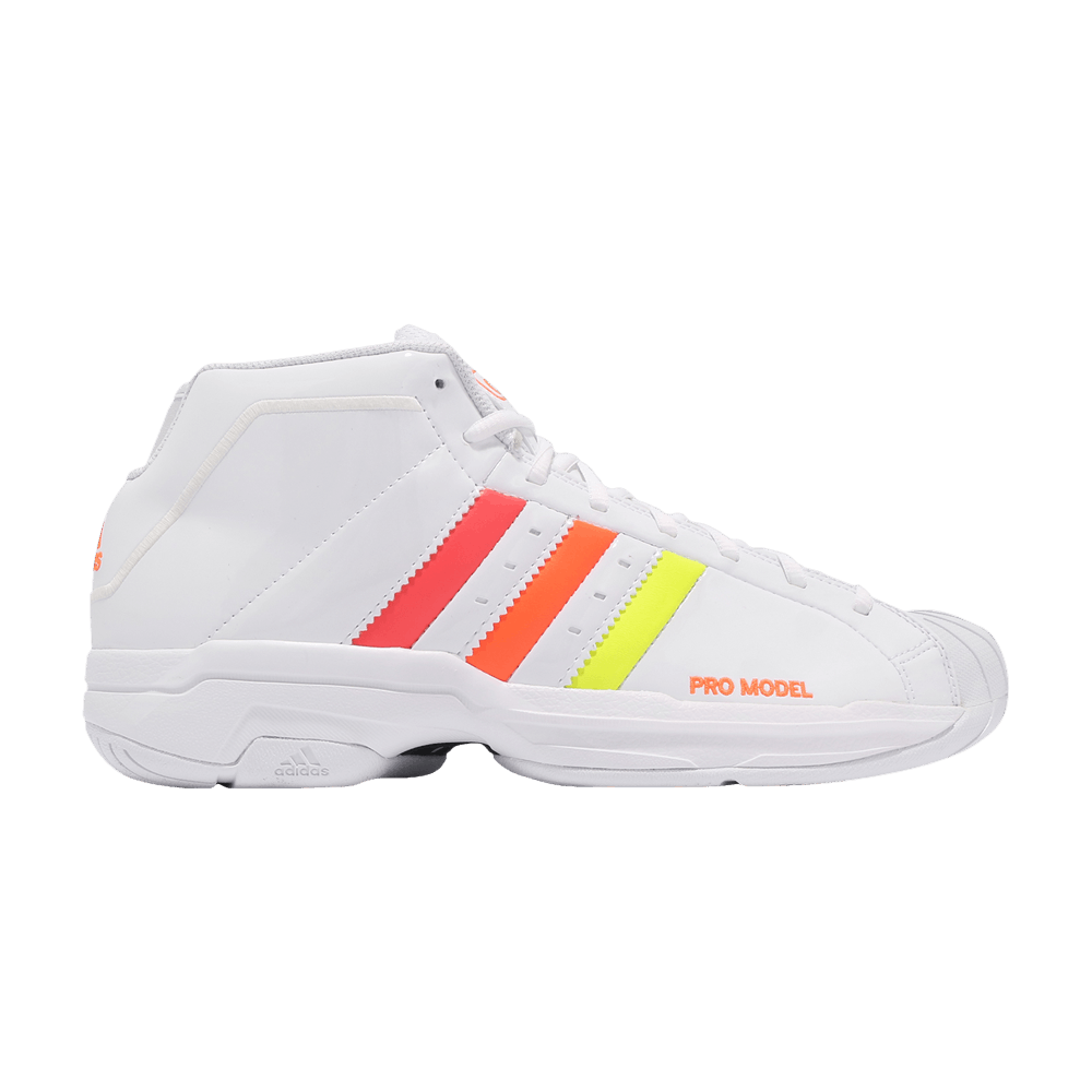 pro-model-2g-white-app-signal-orange-fz0903