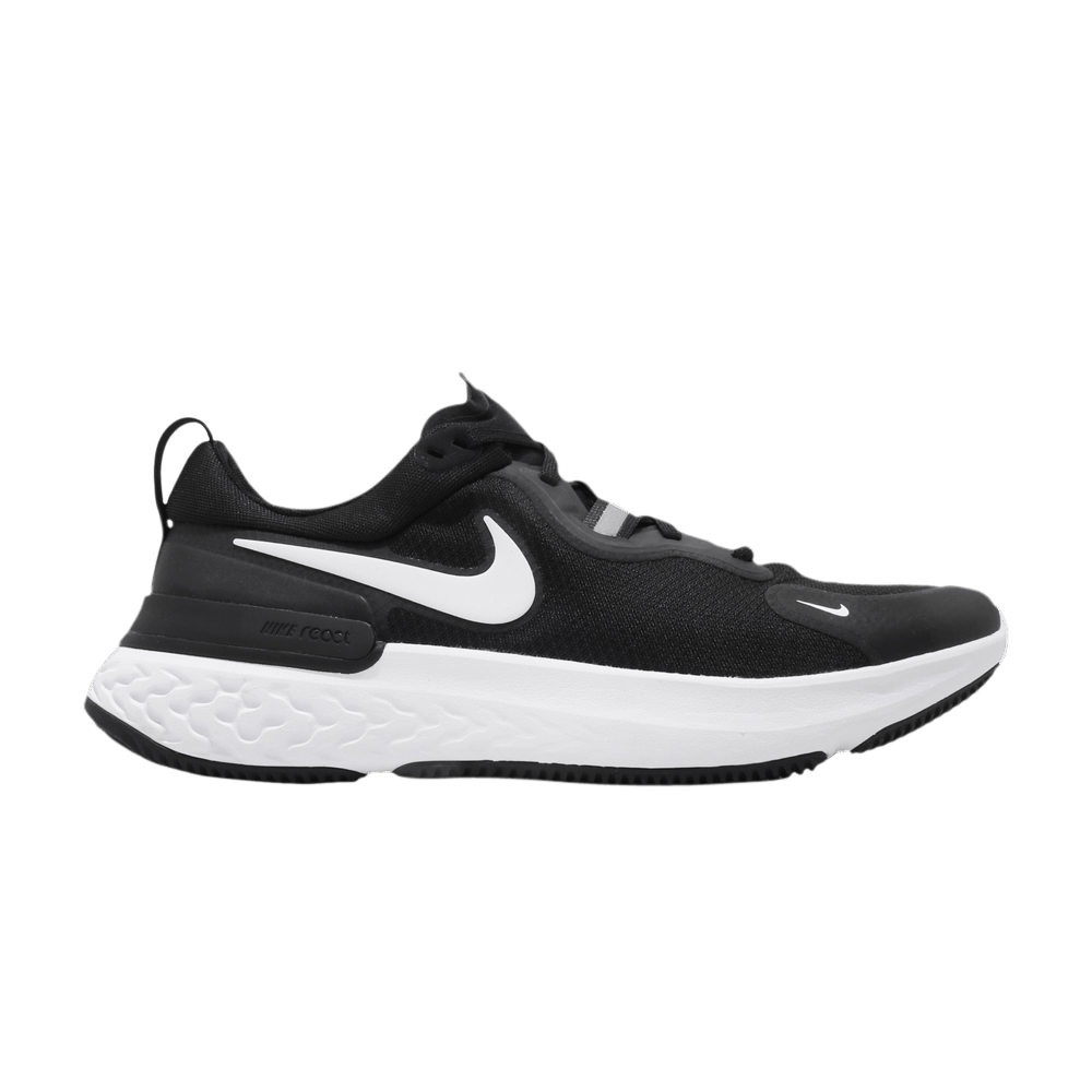 react-miler-black-cw1777-003