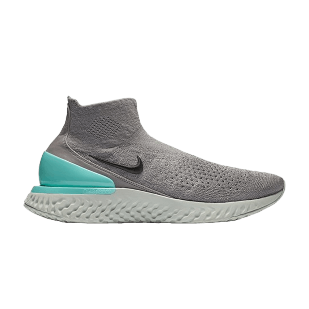 rise-react-flyknit-gunsmoke-av5554-002