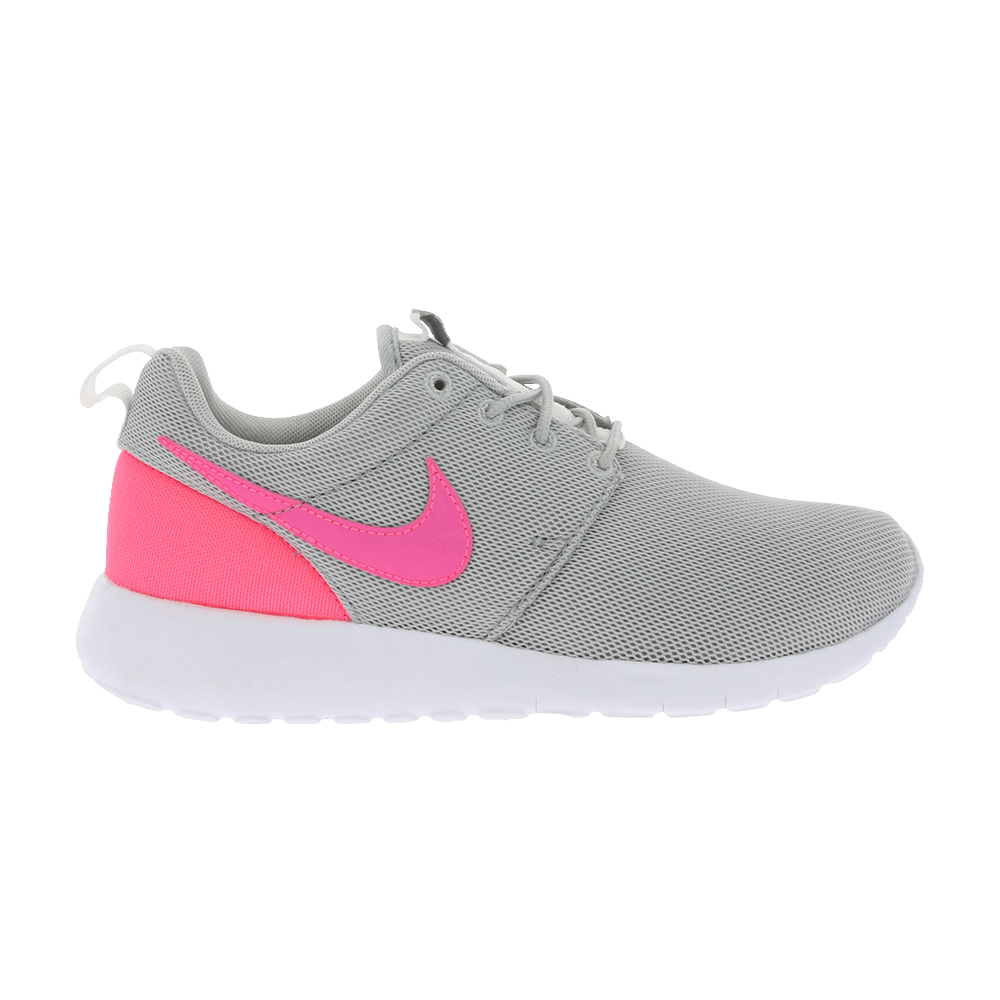 Кроссовки Nike Roshe One GS 'Hyper Pink'