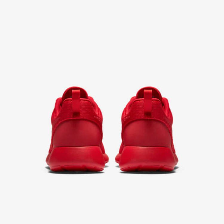 Кроссовки Nike Roshe One Hyperfuse 'University Red'