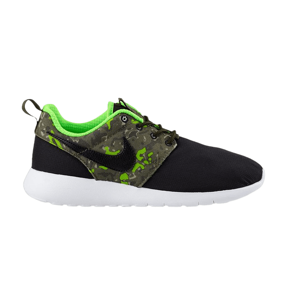 roshe-one-print-gs-grass-camo-677782-008