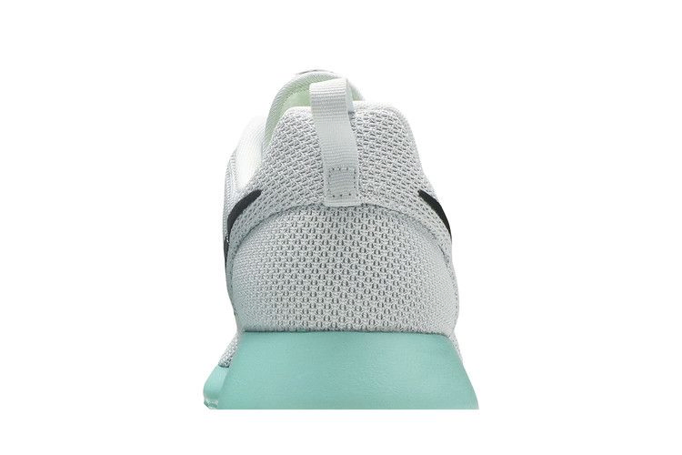 Кроссовки Nike Roshe One 'Calypso'