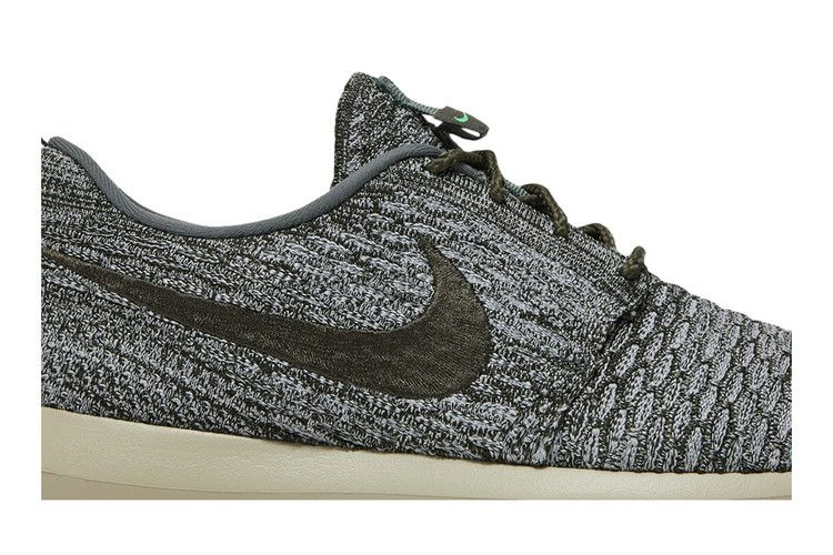 Кроссовки Nike Roshe One Flyknit Sequoia 'Wolf Grey'