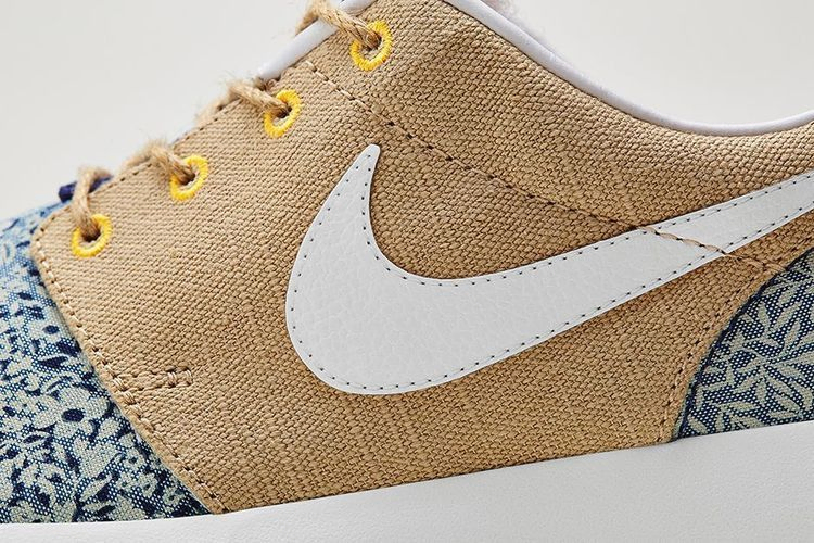 Кроссовки Nike Wmns Roshe One 'Liberty'