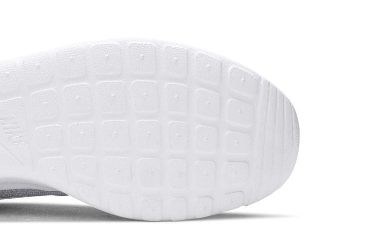 Кроссовки Nike Roshe One 'Wolf Grey'