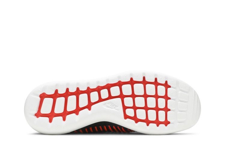 Кроссовки Nike Roshe Two Flyknit 'Black Bright Crimson'
