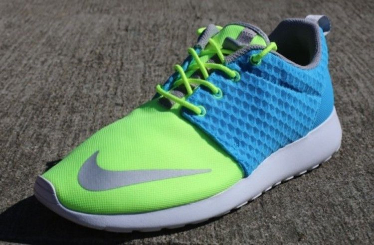 Кроссовки Nike Rosherun FB 'Current Blue'