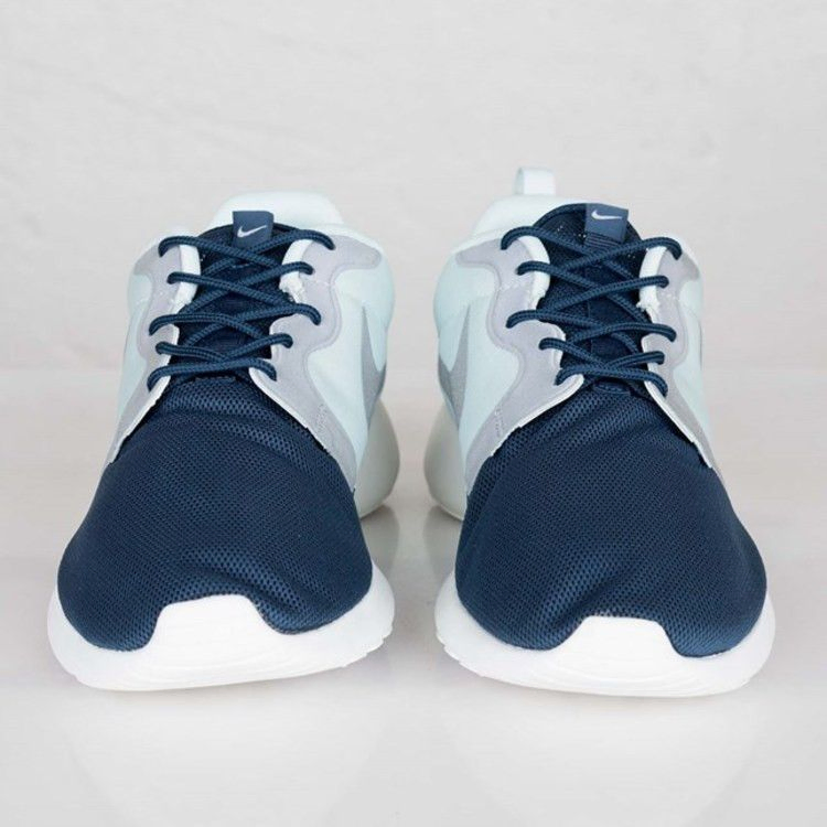 Кроссовки Nike Rosherun Hyp Qs