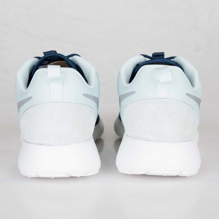 Кроссовки Nike Rosherun Hyp Qs
