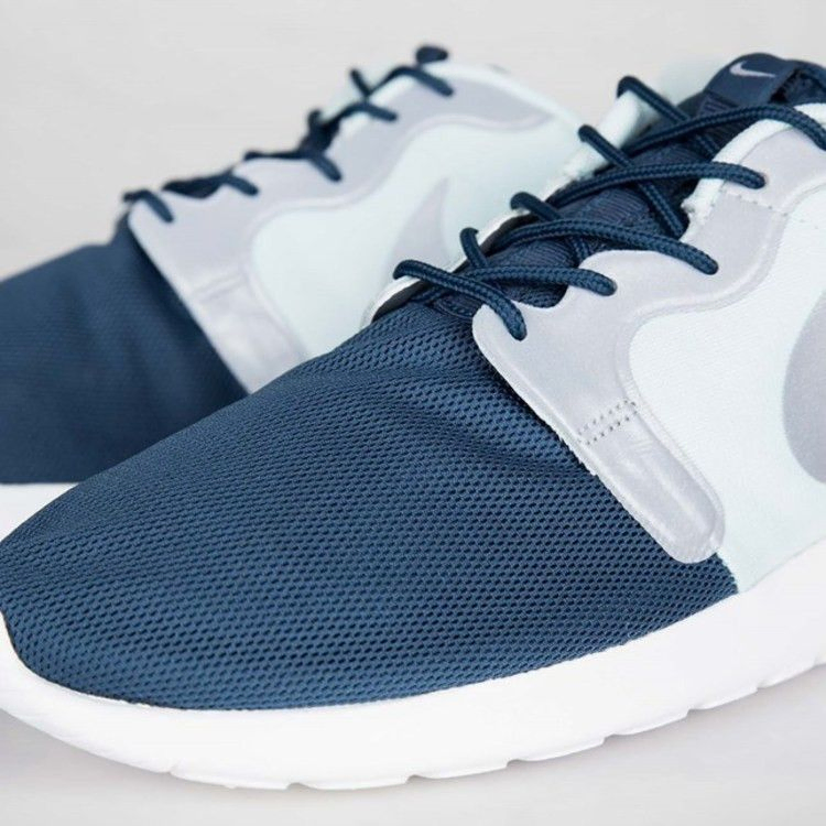 Кроссовки Nike Rosherun Hyp Qs