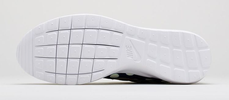 Кроссовки Nike Rosherun NM City QS 'NYC'