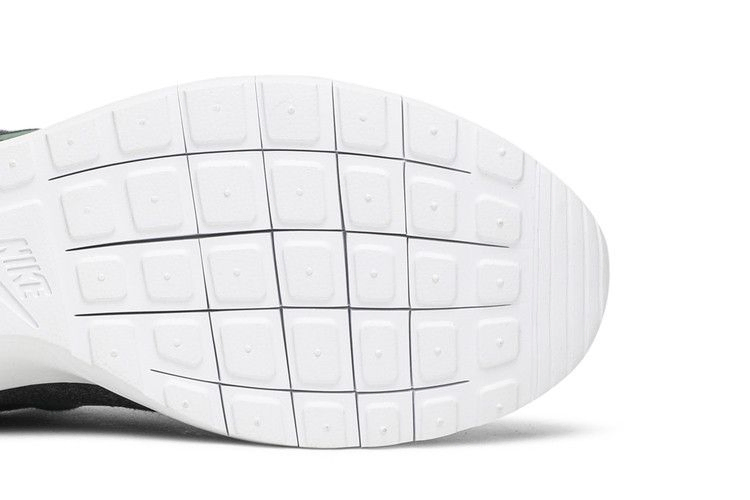 Кроссовки Nike Roshe One NM W SP 'Brazil'