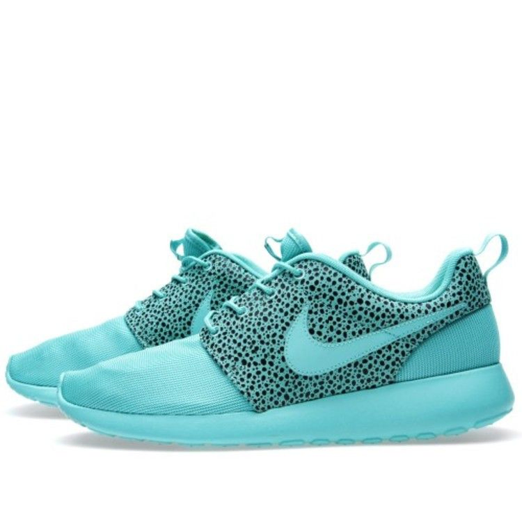 Кроссовки Nike Rosherun Premium 'Safari'