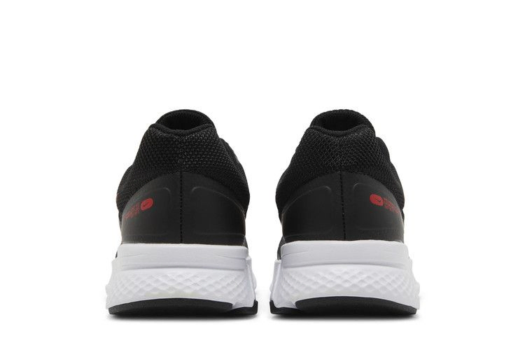 Кроссовки Nike Run Swift 2 'Black University Red'