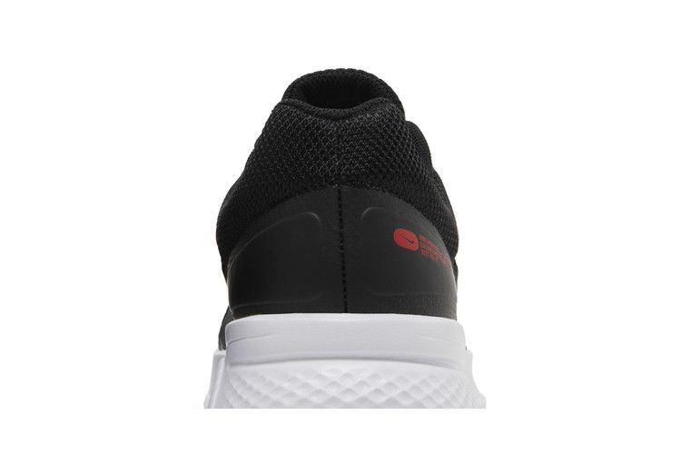 Кроссовки Nike Run Swift 2 'Black University Red'
