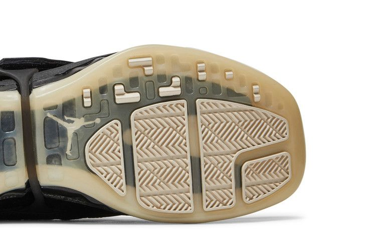 Кроссовки Russell Westbrook x Air Jordan 16 Retro 'Why Not?'