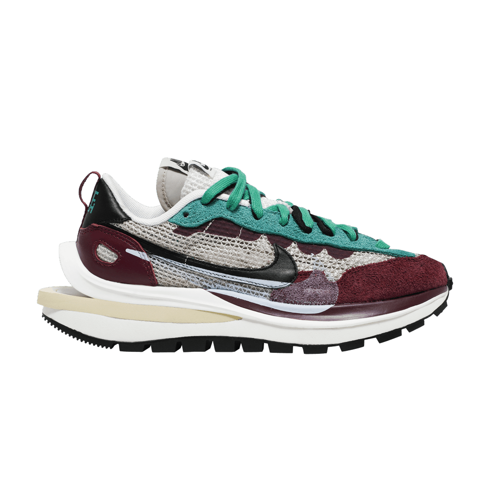sacai-x-vaporwaffle-sp-string-villain-red-dd3035-200