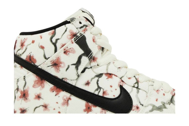 Кроссовки Nike SB Dunk High Pro 'Cherry Blossom'