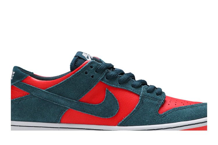 Кроссовки Nike Zoom Dunk Low Pro SB 'Reverse Shark'