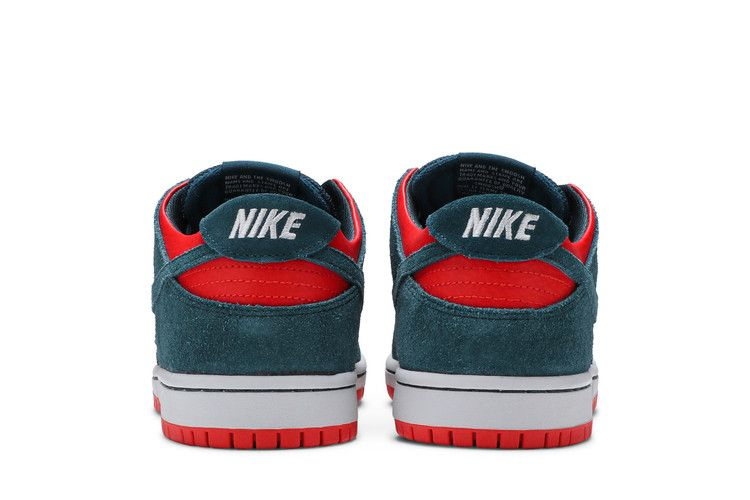 Кроссовки Nike Zoom Dunk Low Pro SB 'Reverse Shark'