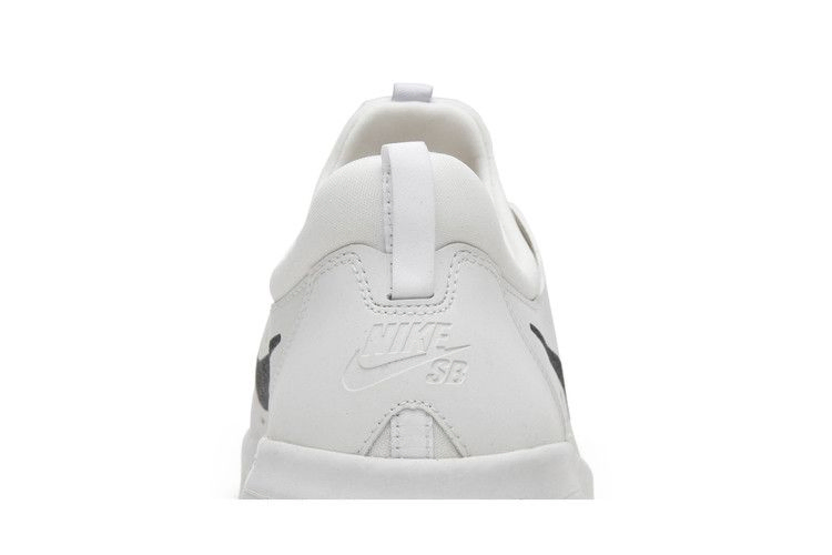 Кроссовки Nike SB Nyjah Free 'Summit White'