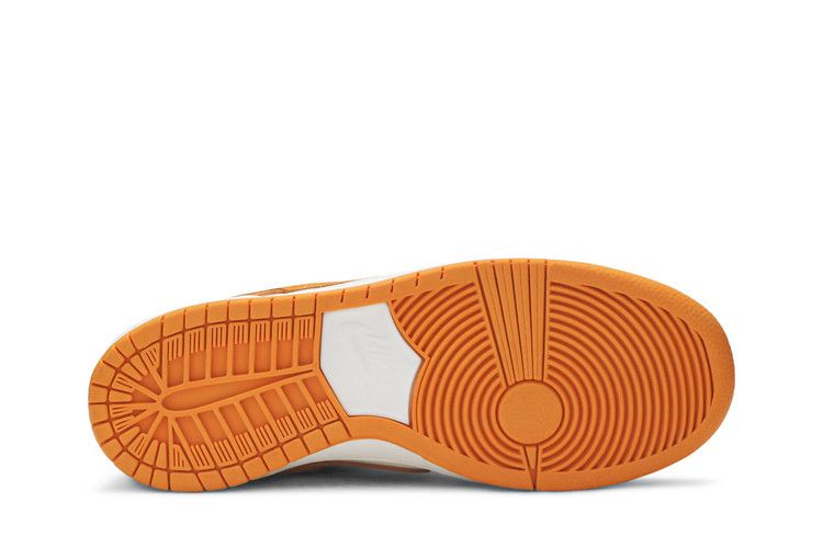 Кроссовки Nike Zoom Dunk Low Pro SB 'Circuit Orange'