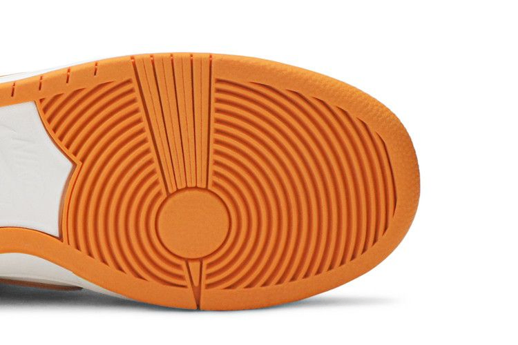 Кроссовки Nike Zoom Dunk Low Pro SB 'Circuit Orange'