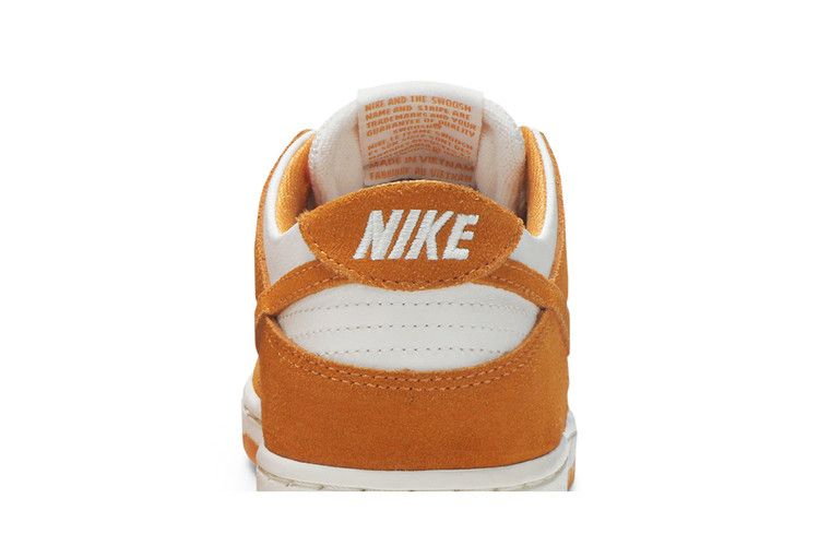 Кроссовки Nike Zoom Dunk Low Pro SB 'Circuit Orange'